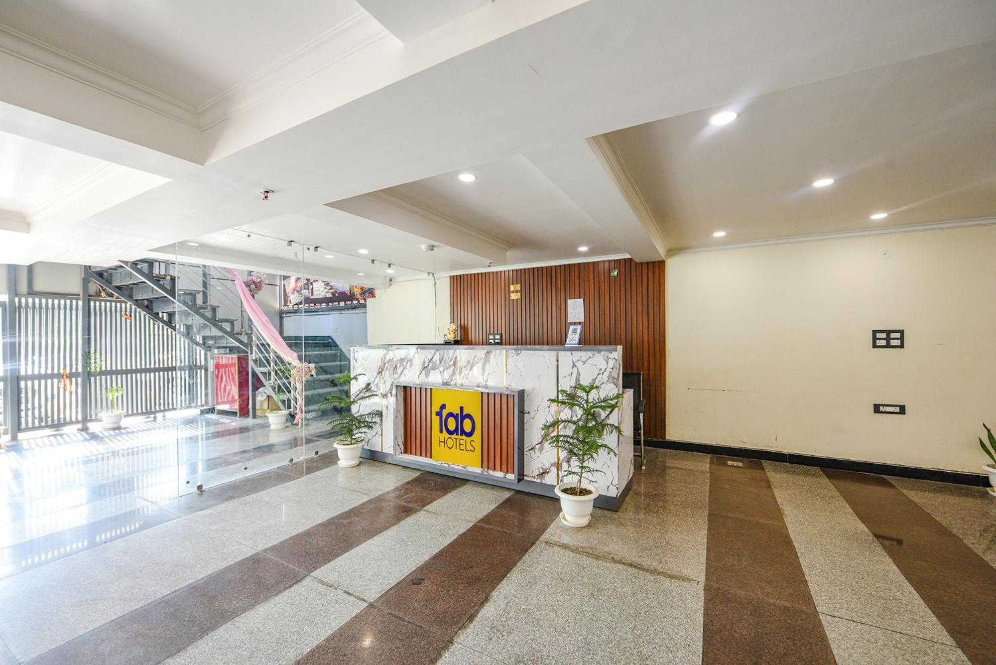 Fabhotel Prime Apple Tree Residency Hotel New Delhi