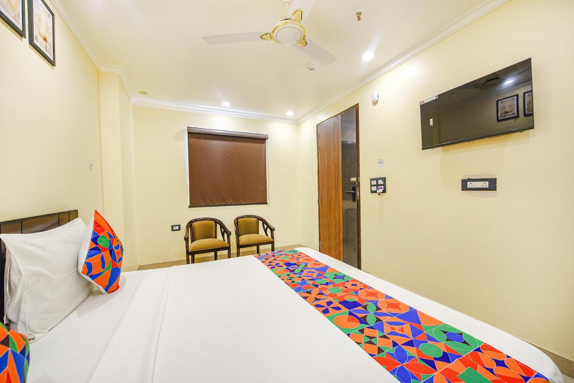 Fabhotel Prime Apple Tree Residency 3*