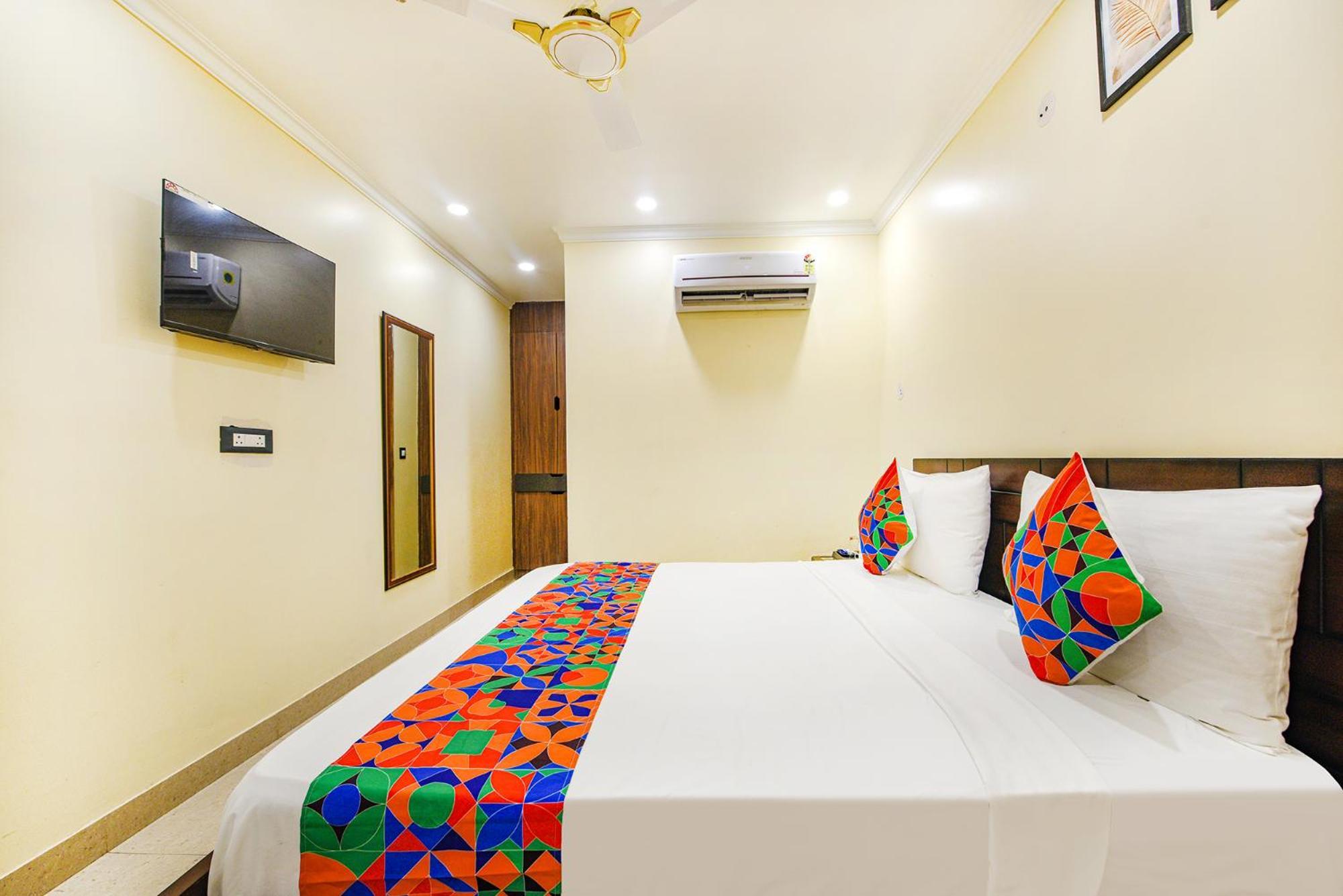 Fabhotel Prime Apple Tree Residency 3*